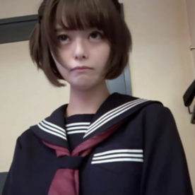 FC2-PPV-4682420 アイドルセンターでデビュー決定済みの18歳。細身美乳な体に極上の美尻。圧倒的顔面を見ながら妊娠確定の生中出し。
