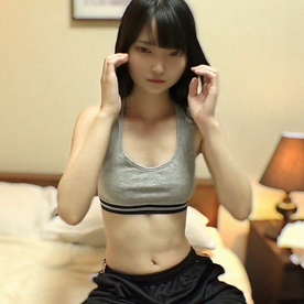FC2-PPV-4680136 Bカップになったばかりの陸上部員 はじてなのに中出しまで撮影 ※超高画質特典先着限定配布