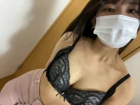 FC2-PPV-4668975 【限定数・期間限定】親が帰ってきそうでドキドキ♡一緒にドキドキしよう(_) 20230113