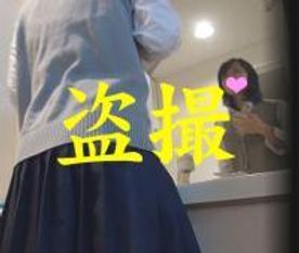 【事故-めいっコ★友達着替え****J★K】めいっコの着替えを****したら友達のまんスGまで撮れちゃいました