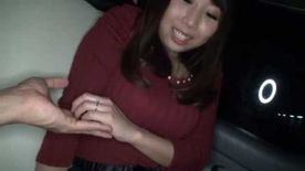 ダダ漏れ愛液を垂れ流す美人妻　PART4