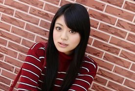 G-AREA背が高く美脚で大きな目の「ひかり」ちゃんは厚い唇がセクシーな明るい笑顔の居*屋店員