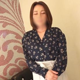 FC2-PPV-4703339 【熟女】クォーター系美熟女。45歳。人妻。ともかさん。カラダをのけ反り他人棒でイキまくり。大絶叫イキする人妻に膣内射精。
