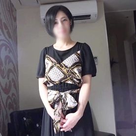 FC2-PPV-4708183 【熟女】ショートヘアー。美尻がエロい。44歳。スレンダー。人妻。えみこさん。拘◯されて巨根でガン突き理性崩壊イキ。ドMマ○コは激しいストロークにガマンできずに大絶頂。膣内射精。