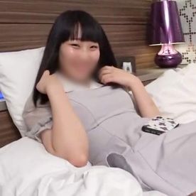 FC2-PPV-4729166 【素人】ガチ素人個人撮影。色白美肌。25歳。ちなちゃん。カメラ目線ねっとりフェラ。ミニマムマ○コにデカチ○ポをねじ込み。「やだぁ…恥ずかしい！！」といいながらエロ顔でイキまくり。
