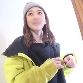 FC2-PPV-4696752 【個撮・中出し】純白美肌で透明感溢れる清楚美人をハメ撮り。 S級がガニ股になるだけでも貴重なのに、騎乗位ポルチオスタンプでイキ狂い!