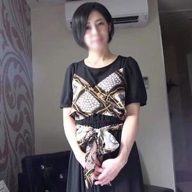FC2-PPV-4714795 【人妻】ショートヘアーの色っぽい上品妻（46）◆即どエロスイッチ全開の性感度抜群いやらしいカラダ！ドMボディを連続イカせ！大絶叫イキ！