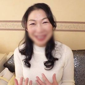 FC2-PPV-4728767 【熟女】熟女になっても初々しいパフォーマンスが見もの！56歳・上品熟女◆慣れない様子でチ●ポを咥え、じっくり膣中を突かれて久しぶりの絶頂を味わう！