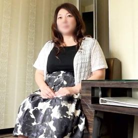FC2-PPV-4712374 【熟女】太った熟女の性欲はガチのマジで強烈！むっちりぽっちゃりふくよかわいい美熟女（50）◆雪見だいふくボディを震わせ連続イキ！