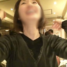 FC2-PPV-4718855 《中出し》43歳・ガリガリスレンダーBODY熟女◆スレンダーBODY震わせ他人棒でイクイク連呼！イチャラブ中出しSEX！