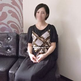 FC2-PPV-4703374 【人妻/熟女】黒髪ベリショのサバサバ性格の清楚奥さん(46)色白の巨尻スレンダーボディを抱きしめ激ピス中出しセックス。