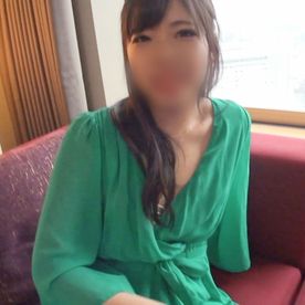 FC2-PPV-4725113 【素人/個撮】21歳茶髪ハーフアップのイン●タ女子大生。責められるのが大好きなドMマ●コをガン突きハメ撮りセックス。