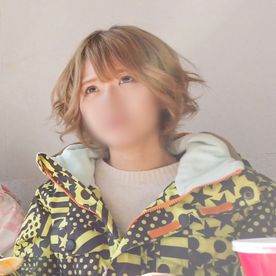 FC2-PPV-4725118 【素人／個撮】21歳金髪ショートヘアのギャル女子大生。想像以上なムッチリ巨乳のエロBODYを味わう中出しセックス。