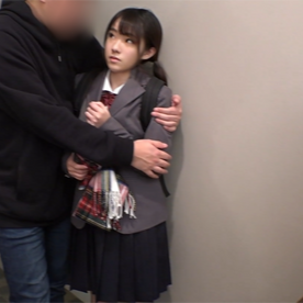 FC2-PPV-4707243 JD最後の夏。人生最強のカードを売却。