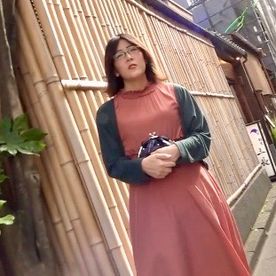 FC2-PPV-4690338 #ハメ撮り#中出し#アラサー素人女をSNSでゲット!