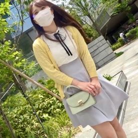 FC2-PPV-4729514 清楚系淫乱ビッチにドップリ中出し/アパレル店員Hさん(22)