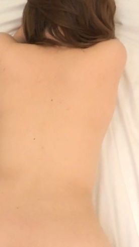 FC2-PPV-4718555 【限定公開】都内某所で活動してた地下アイドル。アイドルとして生きるための一部始終。