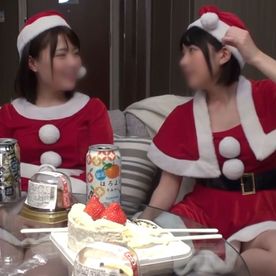 FC2-PPV-4707121 【個人撮影】童顔黒髪サンタとのハメ撮り動画です。あどけない顔して潮吹きしながらイキまくる姿はかなり興奮します…♡