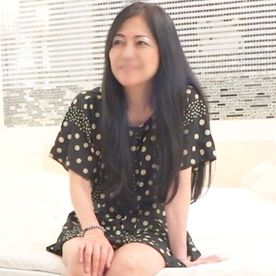 FC2-PPV-4707481 【熟女】美人すぎる51歳専業主婦。自由にできる60分間だけ不倫セックスを楽しみます。スレンダーボディをビクビクさせて中出し精子を受け止めてました。