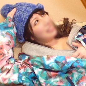 FC2-PPV-4685937 【ハメ撮り】モチモチEカップのS級美人をハメ撮り。 <潮吹き>するほどバックが好きなマゾ体質。 あまりにも気持ちよさそうだったので、勢いで<中出し>