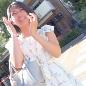 FC2-PPV-4702592 【ハメ撮り】愛嬌の塊で元気のある日焼けちゃん。 剛毛おまんこをオモチャでじっくり濡らし、生ハメで大量中出し。