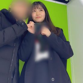FC2-PPV-4720801 【個人撮影】黒髪清楚で天真爛漫な彼女との熱いイチャラブな生撮り、生々しい一部始終...中出し