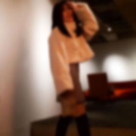 ※30日まで初回限定70％OFF※【無修正】恥ずかしがり屋な可愛い若妻と再開。いつもの元気いっぱいな姿とは対照的なエロイ目線に腰使いでまさにギャップ萌えで最高でした。