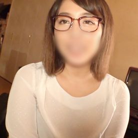 FC2-PPV-4714026 【素人/個撮】妖艶フェロモン溢れる26歳ムッツリスケベの裏垢お*さん。ぽっちゃり巨乳ボディを揺らして淫れる肉感セックス。