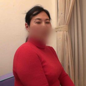 FC2-PPV-4686916 【個撮/熟女】ぽっちゃりボディの笑顔あふれる熟女妻。久しぶりのオチンポに釘付けで痴女テクご奉仕してくれました!