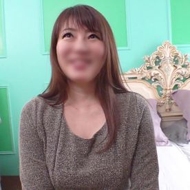 FC2-PPV-4693510 【ハメ撮り】上品でお綺麗な奥様でも不倫セックスによって変態オンナ化!? 無限にイキ続けるパイパンおまんこへ中出し! 最後の一滴までお掃除フェラで味わう淫乱っぷり。