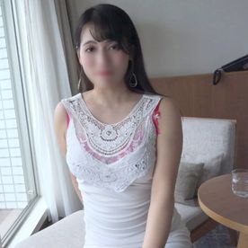 FC2-PPV-4698890 【不倫】女神のような清楚顔してチンポ大好きなアラフォー人妻。 久々の濃厚愛撫に潮吹き！ 旦那よりもデカいチンポでのバックで脱力イキ。