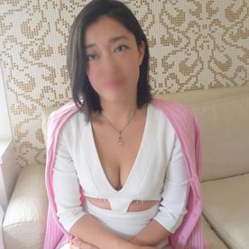 FC2-PPV-4707131 【不倫】股下87cmの美脚にスレンダーで完璧スタイルのマダム。 上品さが崩壊するくらいの激しいセックスでイかせ続けながら中出し。
