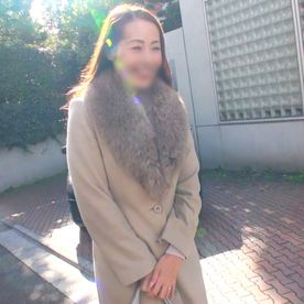 FC2-PPV-4718703 【不倫】丁度いい具合に巨乳がたるんだ専業主婦。 騎乗位、正常位でおっぱいを揺らしながら連続イキ! 痙攣しまくりな欲求不満おまんこへ中出し。