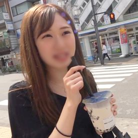 FC2-PPV-4698166 【ハメ撮り】純白美肌、素朴で清楚なアパレル店員”のあちゃん” ローターでこれでもかと感度が上がっちゃう！ 弱々になったキツまんへのガン突きで至高の表情でイク♥