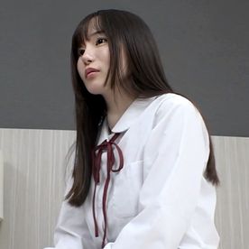 FC2-PPV-4716038 学年イチの優等生 一等地育ちのお嬢様に有無を言わさず濃厚中出し 男を知らない聖域、純朴18歳のすべてを記録しました。