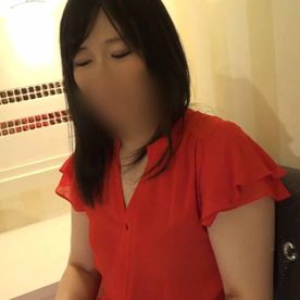 FC2-PPV-4688150 【ハメ撮り/OL】若々しいルックスの美熟女OL。久しぶりの愛撫に大興奮してオマンコびしょ濡れになっちゃってました。