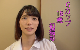 FC2-PPV-4691584 離島から上京直後の童顔女子。敏感な美巨乳や膣が開発されていく様子を撮影したハメ撮り映像。