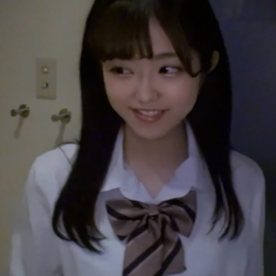 FC2-PPV-4697026 141cmチア18歳。上目遣いが可愛い小柄で華奢な体をガン突き。小さく狭い膣から溢れ出る程の中出し。