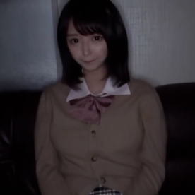 FC2-PPV-4687526 アイドルセンター級の圧倒的顔面偏差値18歳。この顔で細身美爆乳でパイズリ、水溜まりになる程の潮吹きに妊娠覚悟の最奥中出し。