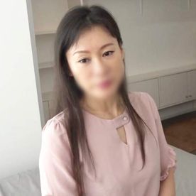 FC2-PPV-4692246 【中出し】美尻を持つ妖艶な色香を漂わせる50歳・スレンダー熟女◆チ○ポと金玉を隅々まで舐め上げるフェラチオ！激しく腰を振り快感に酔いしれる表情が素晴らしい極上熟女！大量精子放出！