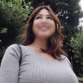 FC2-PPV-4694229 《人妻》神乳Jカップ！爆乳を持つ37歳・美人妻◆自宅で浮気ハメ撮りSEX！ブルンブルンと乳揺れ見せつけながら下品なアへ顔晒してイキ狂う！大量精子口内射精！