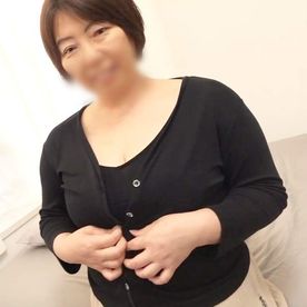 FC2-PPV-4720985 【熟女】巨乳・豊満BODYを持つショートヘアー熟女（55）◆刺激的なビキニに着替えさせられローションまみれで絡み合い！他人棒で豊満BODYを震わせ大胆イキ！