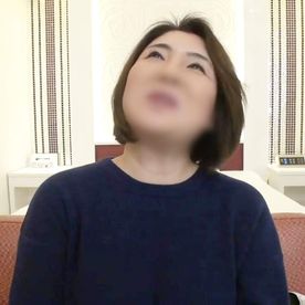 FC2-PPV-4724314 【熟女】巨尻がエロい51歳・ぽっちゃり熟女◆カメラの前でオナニー披露！力強いピストンに全身の肉を弛ませて快感を受け止める！