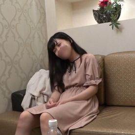 FC2-PPV-4714730 【個撮】美人エステティシャンとぬるぬるエッチ♡