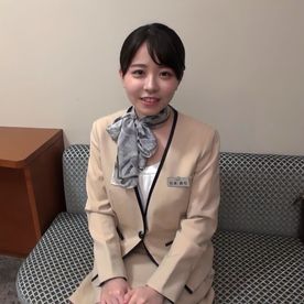 FC2-PPV-4693555 大手百貨店の化粧品コーナーで働く美容部員が奇跡の登場。制服を脱がし大量の中出し＆顔射の計二発を高画質オリジナル映像【原版特典付き】
