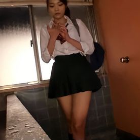 FC2-PPV-4686870 【18歳/個撮】スカウトされ続けた地方アイドルの色白美女とのリアル秘蔵ハメ撮り映像。今回特別独占大公開。初出し※数量限定