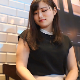 FC2-PPV-4718545 【18歳巨乳/個撮】都内の有名テーマパークキャスト。制服姿がSNSで拡散され話題になった同い年の色白美女とのプライベート秘蔵ハメ撮り映像を今回特別独占公開。初出し※数量限定