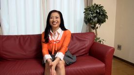H082G04 爆乳美魔女が旦那に内緒でAV出演！満足出来ない女盛りの艶やかボディを揺らしてイキまくり！