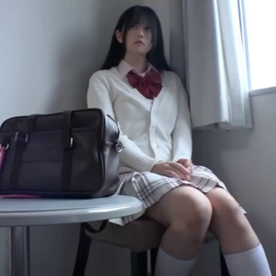 FC2-PPV-4724656 女優のたまご18歳。挿れてからの後悔、生挿入で大号泣。妊娠確定種付けピストンで最奥中出し。