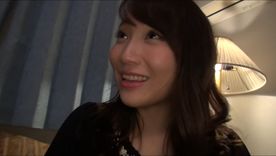 FC2-PPV-4719614 【期間限定90%セール中!】美人妻のデリヘル嬢が極上過ぎたのでそのまま中出しまでしちゃった時の動画/無